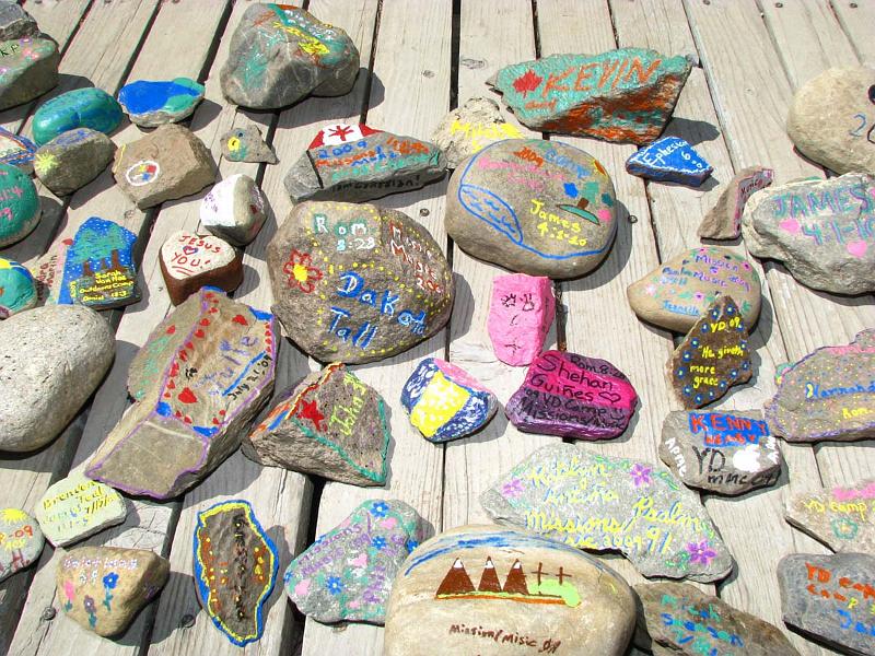 IMG_2725.JPG - Here are some of the unique painted rocks.